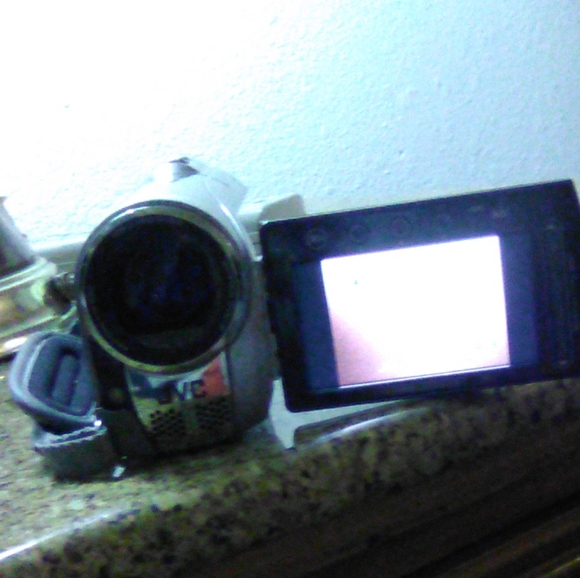 Camcorder - Picture 5 of 6